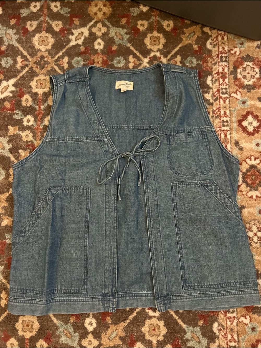 Universal Thread Denim Tie-Front Utility Vest in Blue